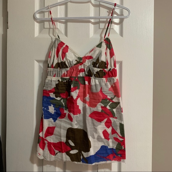 3 for $15 American Eagle Floral Top - Picture 2 of 8